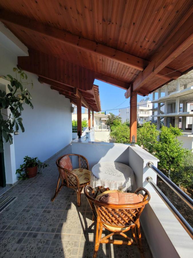 Petrefi Apartments Ksamil Exterior foto